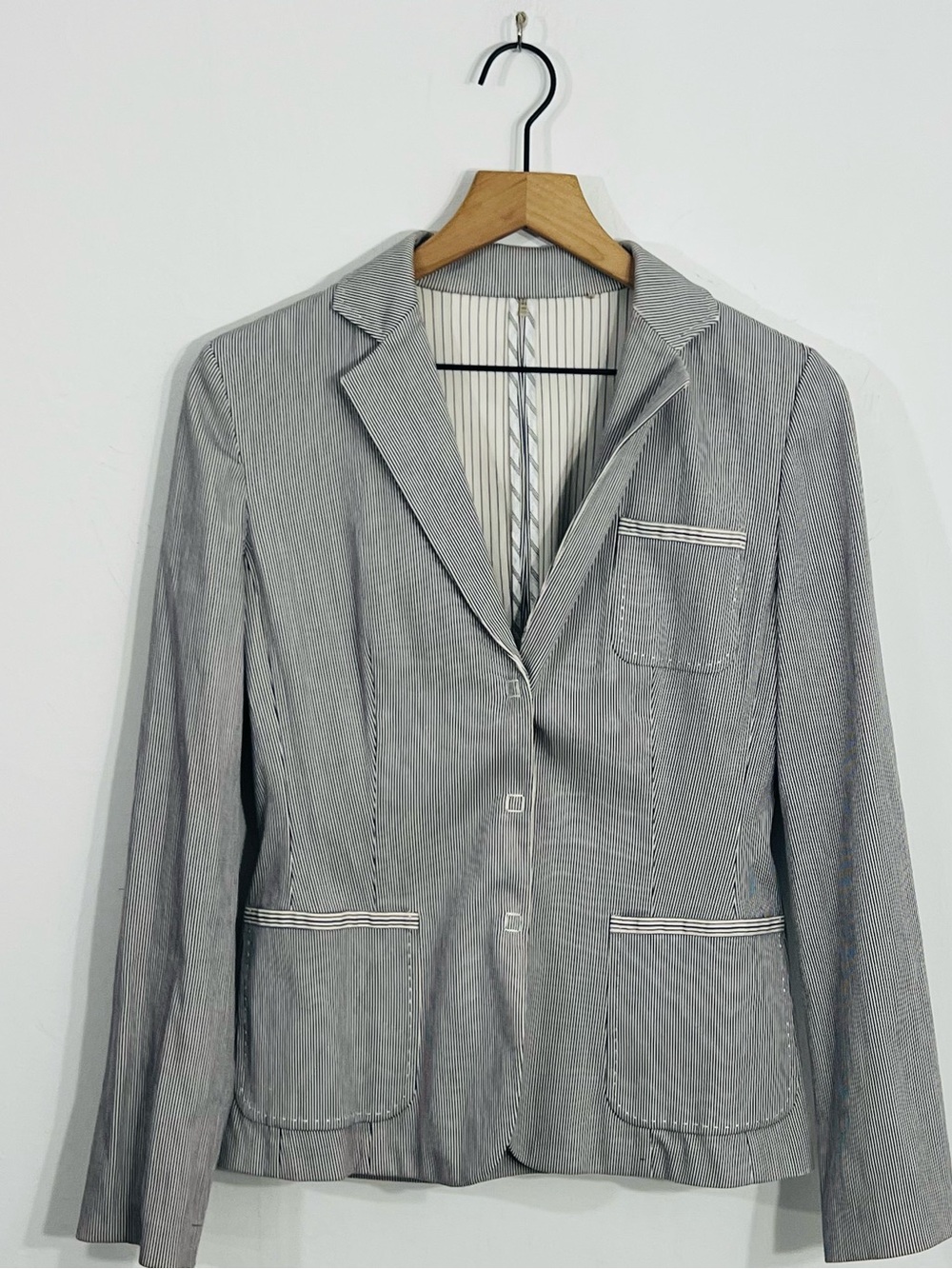 Three Snap Button Navy White Pinstripe Tailored Fit Blazer Jacket Size 8